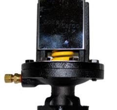 DIRECT OPERATED PRESSURE REGULATOR